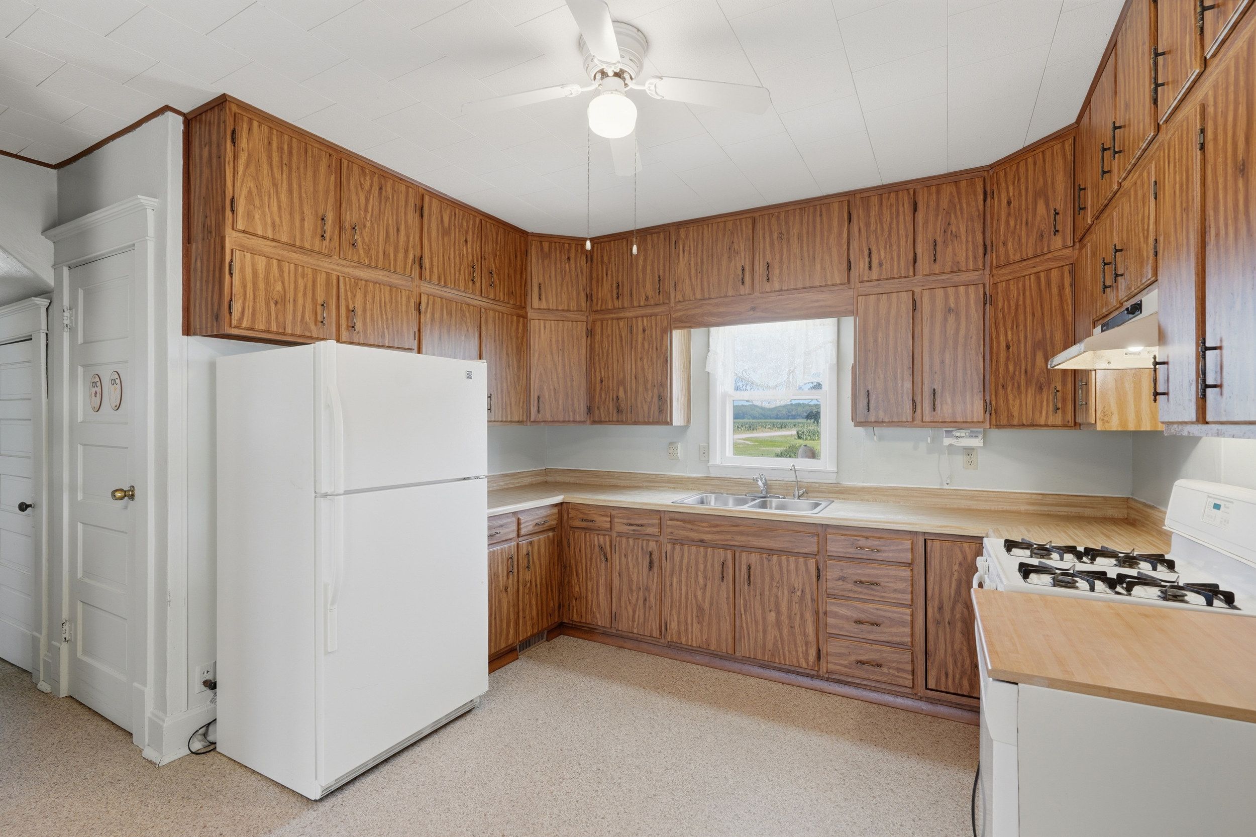 Listing Photo: 15773 125th St 0006-